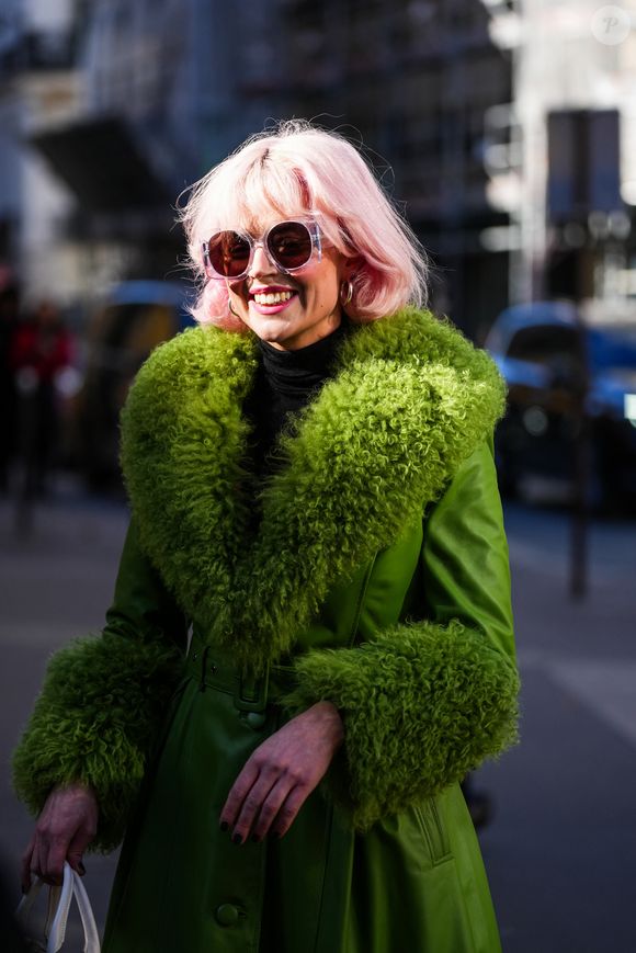 Tatty Macleod au défilé La Rose Vivier à la Fashion Week de Paris le 6 mars 2025 © Lucia Sabatelli / Bestimage
