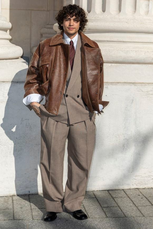 Dominic Fike – Photocall du Défilé de mode Saint Laurent Homme, Collection Printemps-Été 2026 dans le cadre de la Fashion Week de Paris, France, le 24 juin 2025.
 
© Olivier Borde / Bestimage