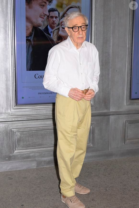 Woody Allen vient de publier son livre "Quelle mouche a piqué Baum ? "

Woody Allen assiste au photocall du film "Coup de Chance "au Cinéma Quattro Fontane à Rome, Italie, le 15 septembre 2023. © Mario Cartelli/SOPA Images/ZUMA Press/Bestimage