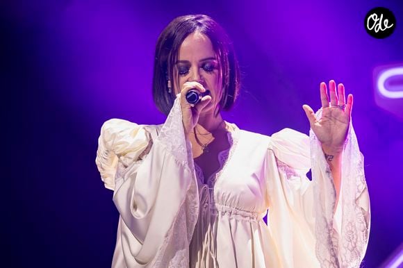 La chanteuse trouve également de l'apaisement auprès des animaux.

Alizée au Zénith de Paris-La Villette, lors de son dernier concert de sa tournée anniversaire '25 ans déjà !', à Paris, France, le 4 octobre 2026. Après deux concerts complets à l’Olympia les 7 et 8 septembre 2026, la chanteuse a célébré un parcours jalonné de titres qui ont marqué plusieurs générations. © Vincenzo Arnone/Bestimage