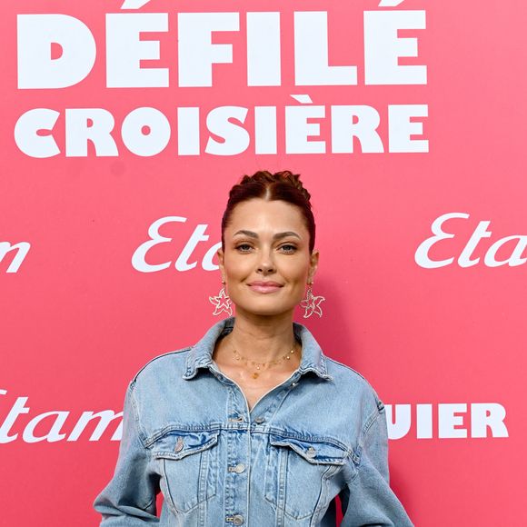 Caroline Receveur au photocall du défilé Etam Croisière 2023 à Saint-Tropez le 11 mai 2023.

© Rachid Bellak / Bestimage