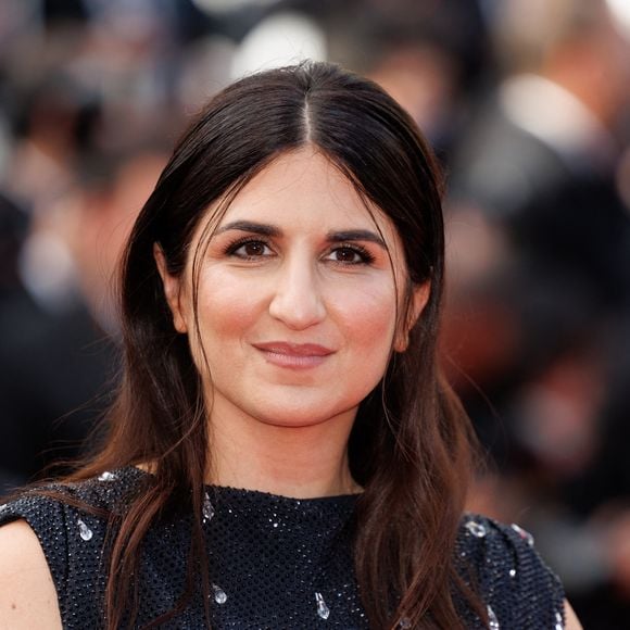 Géraldine Nakache est montée sur scène lors du concert de Pierre Niney et Loris Giuliano à l’Accor Arena, et son ventre arrondi a immédiatement attiré l’attention.

Géraldine Nakache - Montée des marches de la cérémonie de clôture du 78ème Festival International du Film de Cannes, au Palais des Festivals à Cannes. 
© Jacovides-Moreau / Bestimage