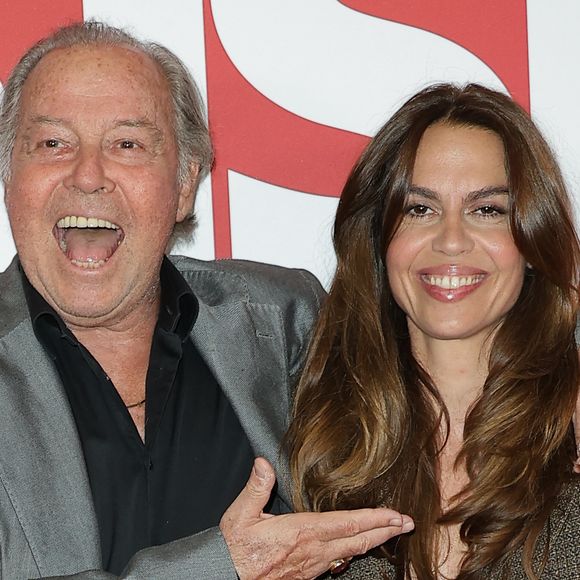 Michel Leeb est un papa fier : sa fille Elsa est co-productrice sur le dernier film de François Cluzet et Alexandra Lamy.

Michel Leeb et sa fille Elsa Leeb - Avant-première du film "Pour le plaisir" au Pathé Palace à Paris. © Coadic Guirec/bestimage
