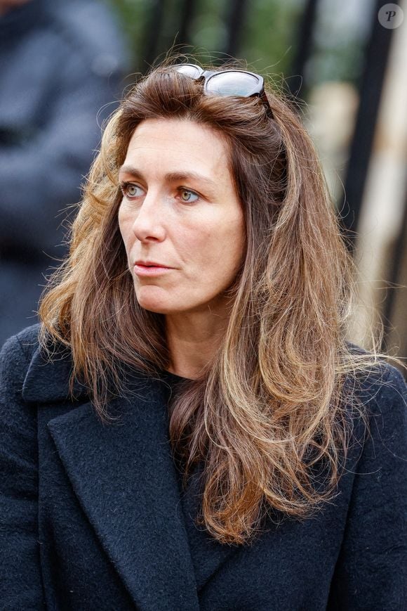 Anne-Claire Coudray - Obsèques de Jean-Pierre Pernaut en la Basilique Sainte-Clotilde à Paris le 9 mars 2022.
© Cyril Moreau / Bestimage