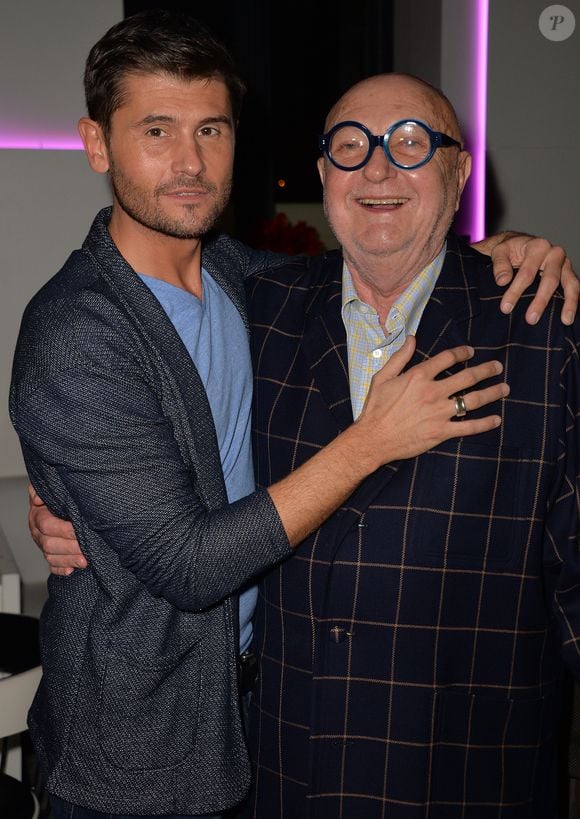 Christophe Beaugrand et Jean-Pierre Coffe - Cocktail pour le lancement du livre "Les bonnes chansons ne meurent jamais" de J. Sanchez au NoLita à Paris, le 4 novembre 2015. © Veeren/Bestimage