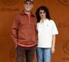 Eric Cantona est père de quatre enfants : Raphaël et Joséphine avec Isabelle Ferrer, et Émir (16 ans) et Selma (12 ans) avec Rachida Brakni.

Eric Cantona et Rachida Brakni au village lors des Internationaux de France de Tennis de Roland Garros 2025, à Paris, France, le 7 juin 2025. Cyril Moreau/Bestimage
