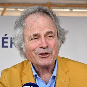 Franz-Olivier Giesbert, le directeur artistique du Festival, durant la 27ème  édition du Festival du Livre de Nice, installé sur le jardin Albert 1er, du 3 au 5 juin 2023. © Bruno Bebert / Bestimage