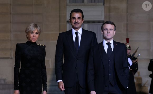 La maison appartenait à la famille Dassault.
Le président Emmanuel Macron, sa femme Brigitte Macron et son altesse Tamim ben Hamad Al Thani, emir du Qatar - Arrivées au dîner d'état en l'honneur de l'Emir du Qatar au palais présidentiel de l'Elysée à Paris le 27 février 2024. © Dominique Jacovides / Bestimage