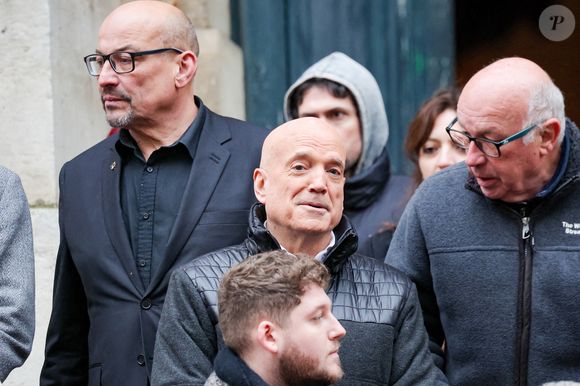 Louis Bodin - Sortie des obsèques de Catherine Laborde en l’église Saint-Roch à Paris, le 6 février 2025. Décédée le 28 janvier 2025 à l'âge de 73 ans, l'ancienne présentatrice météo de TF1 (1988 - 2017) était atteinte de la maladie neurodégénérative à corps de Lewy. 
© Jacovides - Moreau / Bestimage