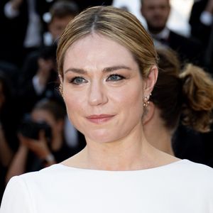 Toutes nos condoléances à la famille et aux proches de l'actrice. 

Emilie Dequenne - Montée des marches du film « The Old Oak » lors du 76ème Festival International du Film de Cannes, au Palais des Festivals à Cannes. Le 26 mai 2023
© Jacovides-Moreau / Bestimage