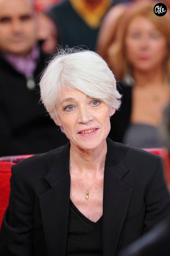 "Ça a été l’une des premières envahisseuses. C’était en 64. Donc là ça remonte quand même", avait pu confier le chanteur...

Françoise Hardy - Enregistrement de l'emission " Vivement Dimanche" a Paris le 30 Octobre 2012 © AGENCE / BESTIMAGE