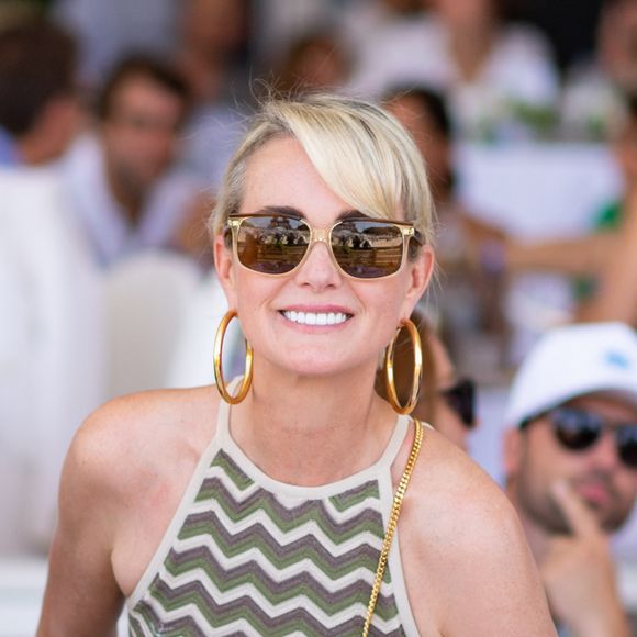 Exclusif - Laeticia Hallyday dans l'Espace VIP lors de la 9ème édition du "Longines Paris Eiffel Jumping" au Champ de Mars à Paris, France, le 25 juin 2023. © Perusseau-Veeren/Bestimage