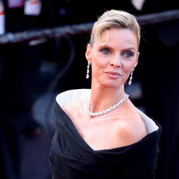 Sylvie Tellier - Montée des marches du film « Amarga Navidad » lors du 79ème Festival International du Film de Cannes, le 19 mai 2026. © Jacovides-Moreau / Bestimage