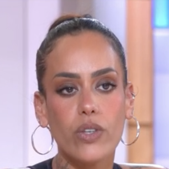 Amel Bent dans l'émission "C à Vous", 28 février 2026 France 5