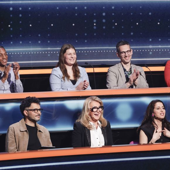 Ils vont tester leur logique avec les questions de Cyril Féraud !

Exclusif - Nadia Roz, Sheila, Tony Saint Laurent lors de l'enregistrement de l'émission "100% logique" présentée par C. Feraud et qui sera diffusée le 18 octobre 2025 au Studio du Lendit à Saint-Denis, France, le 11 mars 2024. © Jack Tribeca/Bestimage