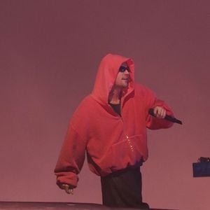 Justin Bieber le deuxième jour du premier week-end du 2026 Coachella Valley Music and Arts Festival à Indio, en Californie. Le 11 avril 2026. © Backgrid USA / Bestimage