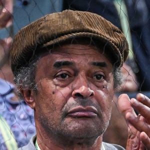 “Happy days !!”, écrit-il en commentaire de la photo

Yannick Noah à Paris, France. ©  Matthieu Mirville/ZUMA Press Wire/Bestimage