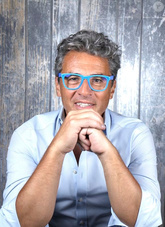 Portrait de Julien Cohen lors de l'émission "Chez Jordan" à Paris le 11 mai 2022.

© Cédric Perrin / Bestimage