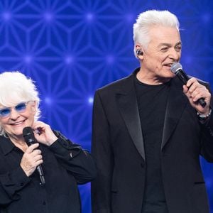 Exclusif - Catherine Lara, Daniel Lavoie pour les surprises de J.PCastaldi, C.Lara et F.X.Demaison lors de l'enregistrement de l'émission "La Boîte à secrets", présentée par F.Bollaert et diffusée le 9 janvier 2026 sur France 3, dans les studios du Lendit à Saint-Denis, France, le 2 décembre 2025. © Cyril Moreau/Bestimage