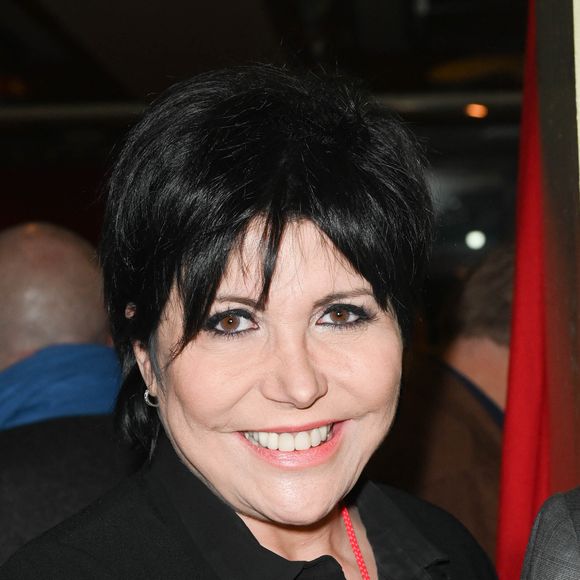 Liane Foly - L'académie Alphonse Allais intronise E. Naulleau, MP Belle et J. Santamaria au cabaret "La Cremaillère" à Paris le 21 mars 2022. © Coadic Guirec/Bestimage