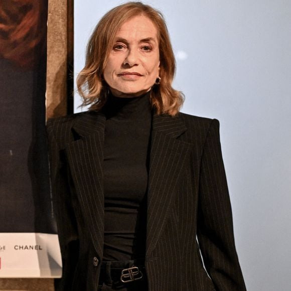Isabelle Huppert assiste à la projection du film Violette Noziere lors du 16e Festival du film Lumière à Lyon, France, le 16 octobre 2024. Photo by Julien Reynaud/APS-Medias/ABACAPRESS.COM