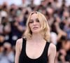 En couple avec la chanteuse et rappeuse américaine 070 Shake depuis 2023, Lily-Rose Depp affiche toujours son bonheur au grand jour.

Lily-Rose Depp lors du photocall de "The Idol" au 76e Festival international du film de Cannes. 

© Jacovides / Moreau / Bestimage