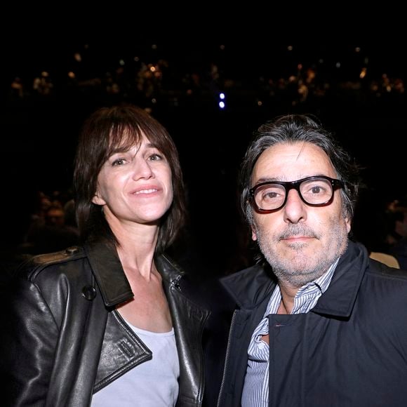 Charlotte Gainsbourg et Yvan Attal - La grande conférence du collectif CEDRIC PERRIN / BESTIMAGE