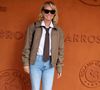 “Être juste, doux face à la tempête, relève d’un certain courage, d’une élégance de l’âme”, peut-on lire dans un post publié le 24 octobre 2025. 

Laeticia Hallyday au village lors des Internationaux de France de Tennis de Roland Garros 2025, à Paris, France, le 6 juin 2025. © Jacovides-Moreau/Bestimage