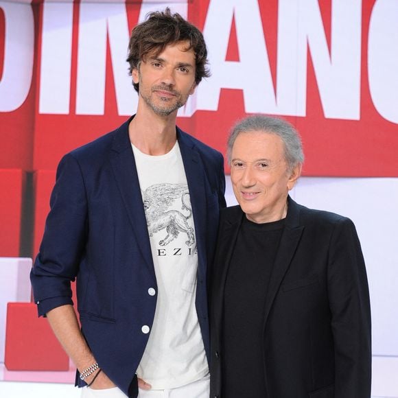David Jarre et Michel Drucker - Enregistrement de l'émission "Vivement dimanche" au studio Gabriel, présentée par M.Drucker, diffusée sur France 3 le 17 septembre 2023. © Guillaume Gaffiot / Bestimage