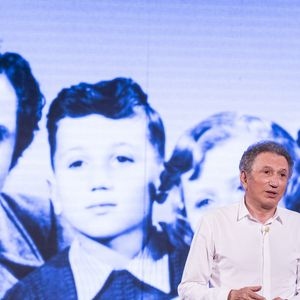 Exclusif - Michel Drucker sur scène pour son one man show "Seul.....avec vous" lors du festival de Ramatuelle le 4 aout 2017.
© Cyril Bruneau / Festival de Ramatuelle / Bestimage