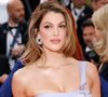Si Iris Mittenaere parvient à tenir le coup avec ce rythme effréné qu’elle connaît durant cette période de l’année, c’est grâce à plusieurs choses, à commencer par le café !

Iris Mittenaere - Montée des marches du film " Fatherland " lors du 79ème Festival International du Film de Cannes, le 14 mai 2026. © Jacovides-Moreau / Bestimage