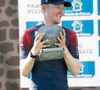 Elle vient de se fiancer avec son chéri, le coureur néerlandais Dylan Van Baarle.

Paris Roubaix 2022, De Compiègne au vélodrome de Roubaix. Le vainqueur de la course, Dylan Van Baarle de l'équipe Ineos Grenediers, monte sur le podium pour recevoir son prix après avoir remporté la course. ... Paris Roubaix 2022 17-04-2022 ... Pete Goding/Pete Goding.