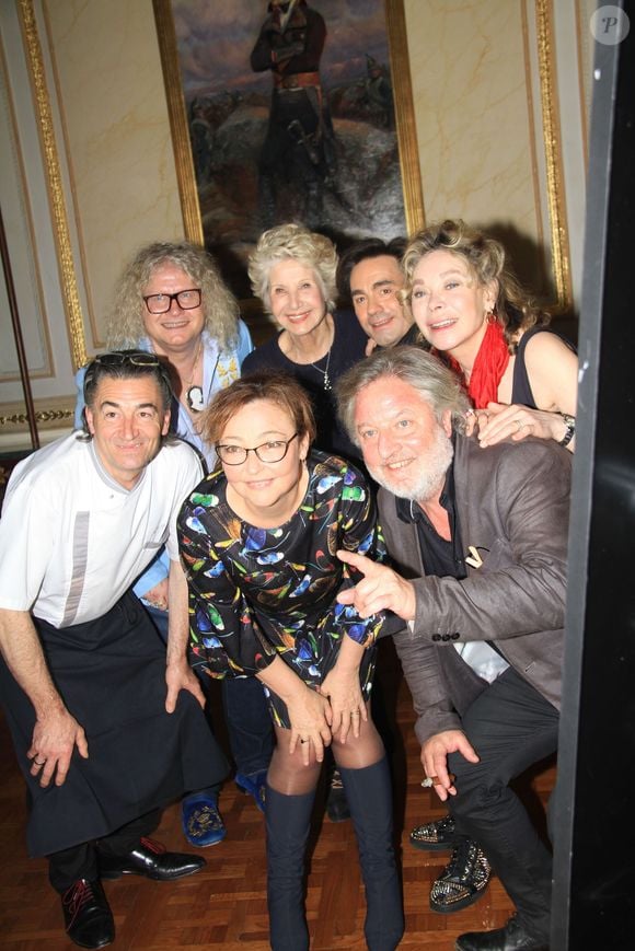 Exclusif - Le chef Jean-Pierre Jacquin, Catherine Frot, Gilles, Pierre-Jean Chalençon, Danièle Gilbert, Frédéric Longbois, Jordan de Luxe et Grace de Capitani - Dîner privé chez P.J.Chalençon au palais Vivienne à Paris, France, le 7 juin 2019. © Philippe Baldini/Bestimage