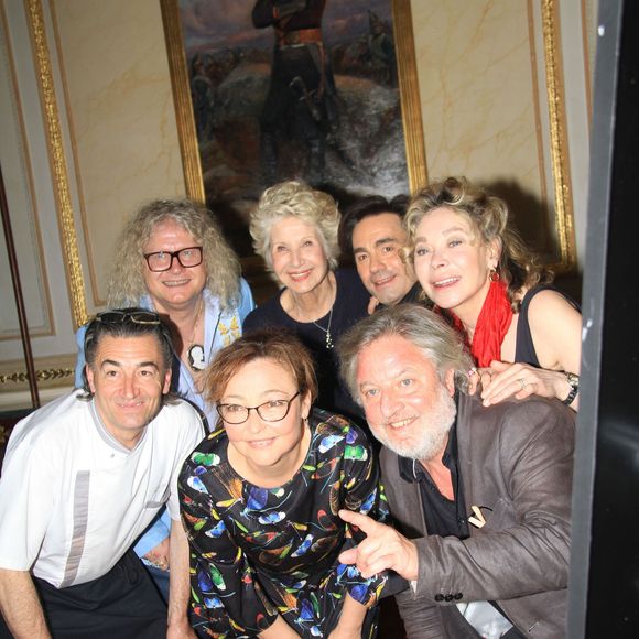 Exclusif - Le chef Jean-Pierre Jacquin, Catherine Frot, Gilles, Pierre-Jean Chalençon, Danièle Gilbert, Frédéric Longbois, Jordan de Luxe et Grace de Capitani - Dîner privé chez P.J.Chalençon au palais Vivienne à Paris, France, le 7 juin 2019. © Philippe Baldini/Bestimage