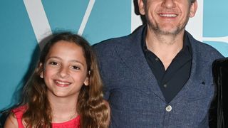 Dany Boon - Sa fille Sarah rejoint sa série Netflix Johnny Biloute avec l’un de ses fils : "Elle a passé les essais et c'était très bien"