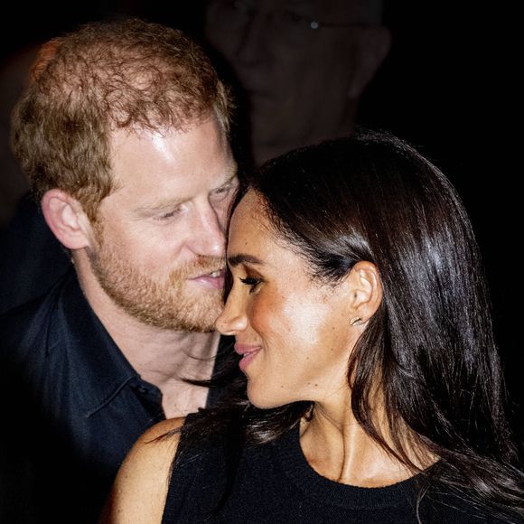 Le prince Harry et Meghan Markle assistent à la finale de basket en fauteuil roulant lors des Invictus Games 2023 à Dusseldorf le 13 septembre 2023. Dana Press / Bestimage