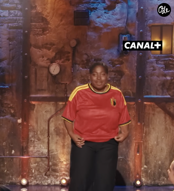 L’humoriste belge d’origine camerounaise rejoint la bande de Quotidien comme chroniqueuse.

Sarah Lélé