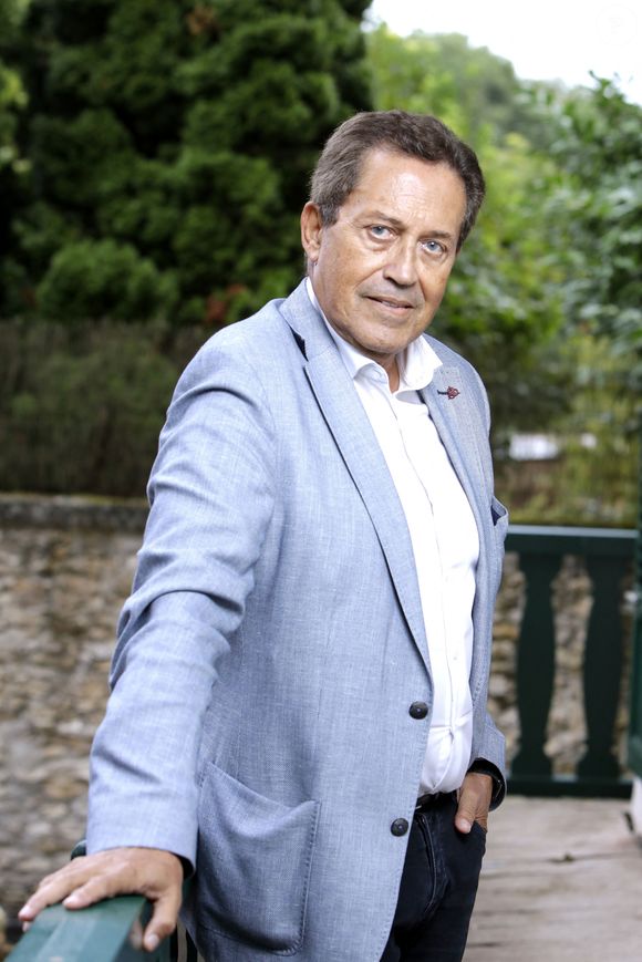 Exclusif - Georges Fenech lors de la 29ème édition de "La Forêt des Livres chez Gonzague Saint-Bris" à Chanceaux-près-Loches, le 31 août 2025.
© Cédric Perrin/Bestimage