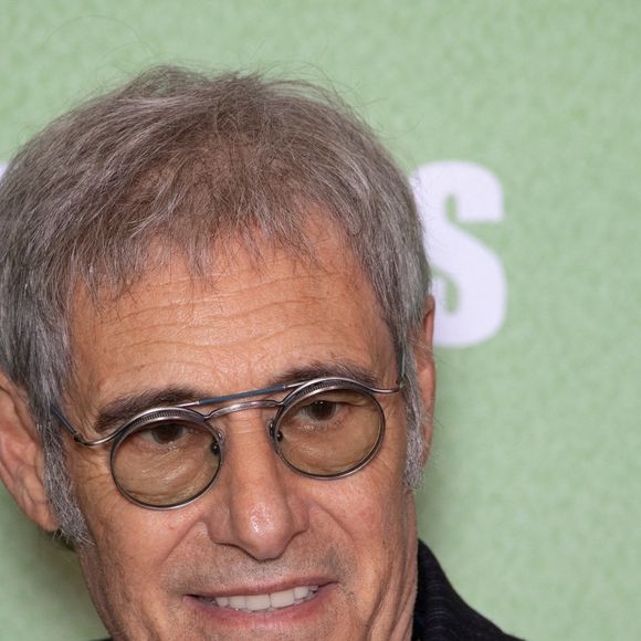 "Nous ne sommes pas des gens traditionnels" a-t-il ajouté concernant sa famille qu'il admire.

Gérard Lanvin assiste à l'avant-première parisienne de « 4 Zéros » au Pathé Palace, le 15 octobre 2024 à Paris. Photo : Nasser Berzane/ABACAPRESS.COM