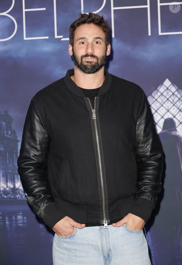 Qu'il a pu poser dans le plus simple appareil

Guillaume Labbe - Avant-première de la série "Belphegor" au cinéma Pathé Palace à Paris le 10 décembre 2025. © Coadic Guirec/Bestimage
