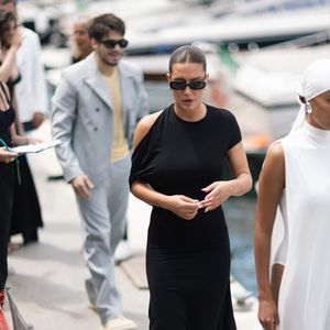 François Civil et Adèle Exarchopoulos - Arrivées au défilé de mode Jacquemus Cruise "La casa" à la Casa Malaparte à Capri. Le 10 juin 2024 © Tiziano Da Silva-Olivier Borde / Bestimage