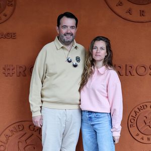 Jean-François Piège et sa femme Elodie au village lors des Internationaux de France de tennis de Roland Garros 2024, à Paris, France, le 1er juin 2024. © Jacovides-Moreau/Bestimage