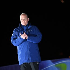 Le prince Albert et la princesse Charlène de Monaco et leurs enfants, le prince Jacques de Monaco et la princesse Gabriella de Monaco assistent à la remise des prix de l'équipe mixte de skeleton lors des jeux olympiques d'hiver de Milan-Cortina 2026 le 15 février
Zuma Press/Bestimage