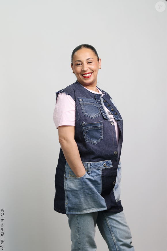 Souad Romero vient de dévoiler son livre "Grand ménage XXL" aux éditions Prisma. Crédit : Catherine Delahaye