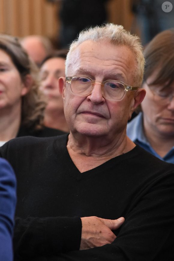 C'est ce que vient de révéler "La Lettre"

Michel Field - Conférence de presse Olympiades culturelles de paris 2024 et vernissage de l'exposition MATCH Design & Sport - une histoire tournée vers le futur au Musée du Luxembourg à Paris le 11 mars 2024.

© Lionel Urman / Panoramic / Bestimage