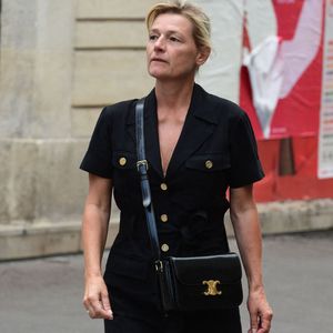 Anne-Elisabeth Lemoine - Arrivées des célébrités aux obsèques de Jane Birkin en l'église Saint-Roch à Paris. Le 24 juillet 2023 © Jacovides-KD Niko / Bestimage
