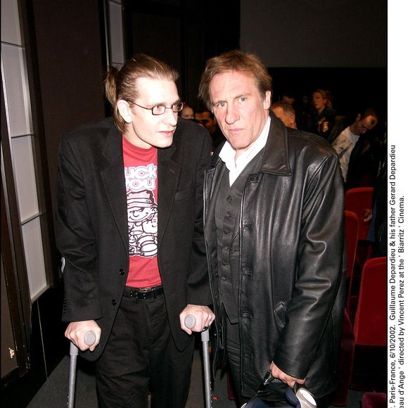 Paris-France, 6/10/2002. Guillaume Depardieu et son père Gérard Depardieu à l'avant-première du film ' Peau d'Ange ' réalisé par Vincent Perez. Crédit Serge Arnal/Abaca