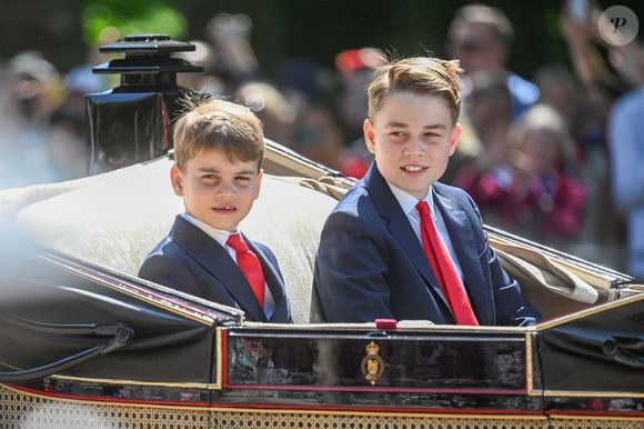 Le prince Louis, le prince George lors de la cérémonie des couleurs 2025, à Londres, Royaume-Uni, le 14 juin 2025. Photo by Zak Hussein/Splash News/ABACAPRESS.COM