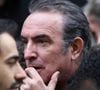 Et pour lui, en tant que compagnon, cette situation a été très "difficile à vivre".
Jean Dujardin - Sorties des obsèques du réalisateur Bertrand Blier en l'église Saint-Roch à Paris le 29 janvier 2025. © Dominique Jacovides/Bestimage