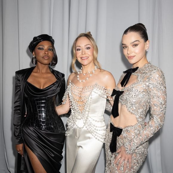 Hailee Steinfeld, Ryan Destiny, Tamara Ralph au défilé Tamara Ralph Haute Couture Automne / Hiver 2025-2026 dans le cadre de la Fashion Week de Paris (PFW), Palais de Tokyo, France, le 7 Juillet 2025. © Jeremy Melloul/Bestimage